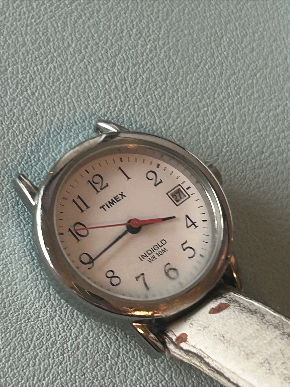 Vintage Timex Indiglo WR30M Ladies Watch Needs Battery Broken Band AS IS